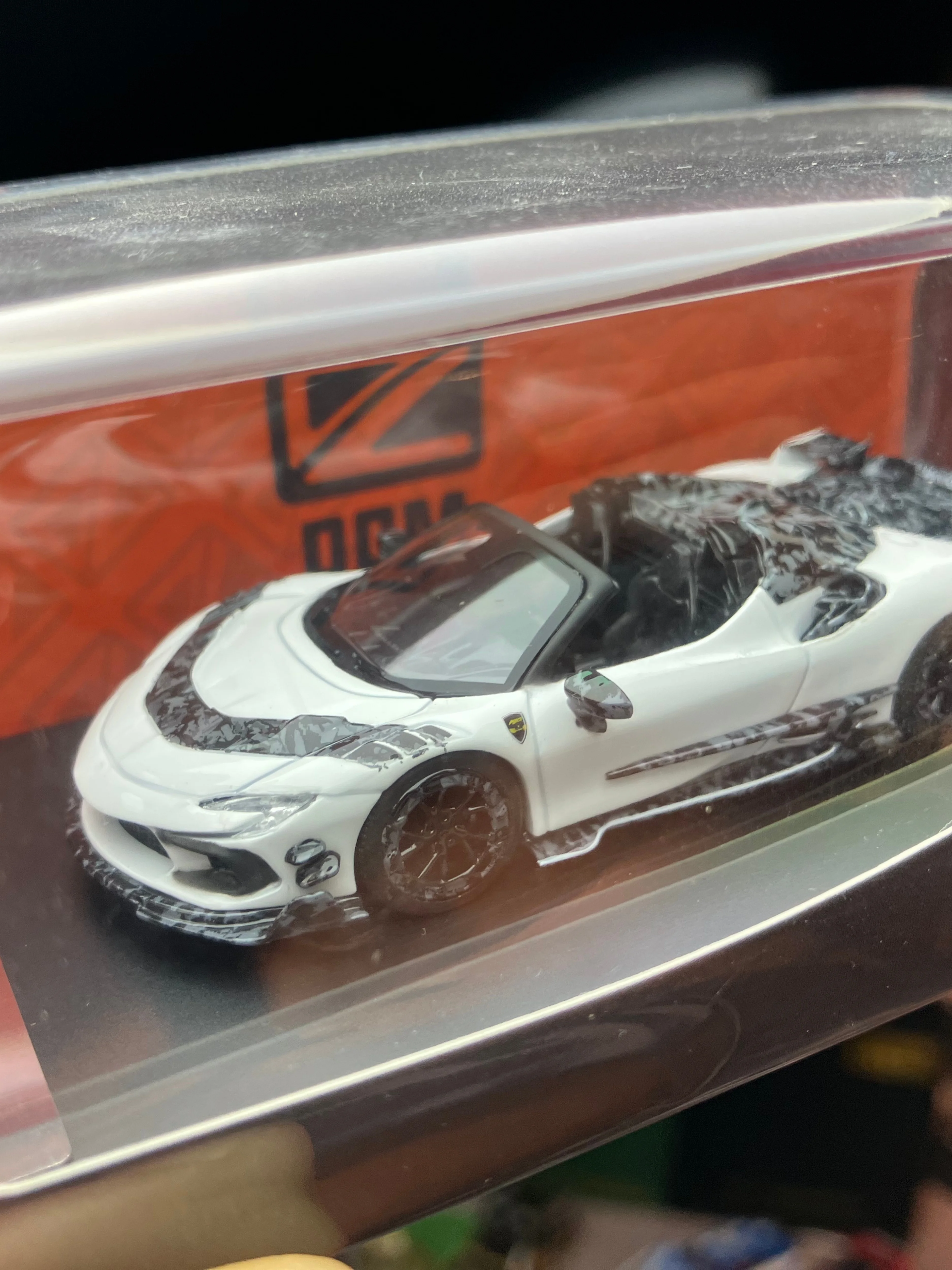 DCM 1:64 SF90 F9XX Super Car White Diecast Model Car Collection Limited Edition Alloy
DCM 1:64 SF90 F9XX Super Car White Diecast Model Car Collection Limited Edition Alloy