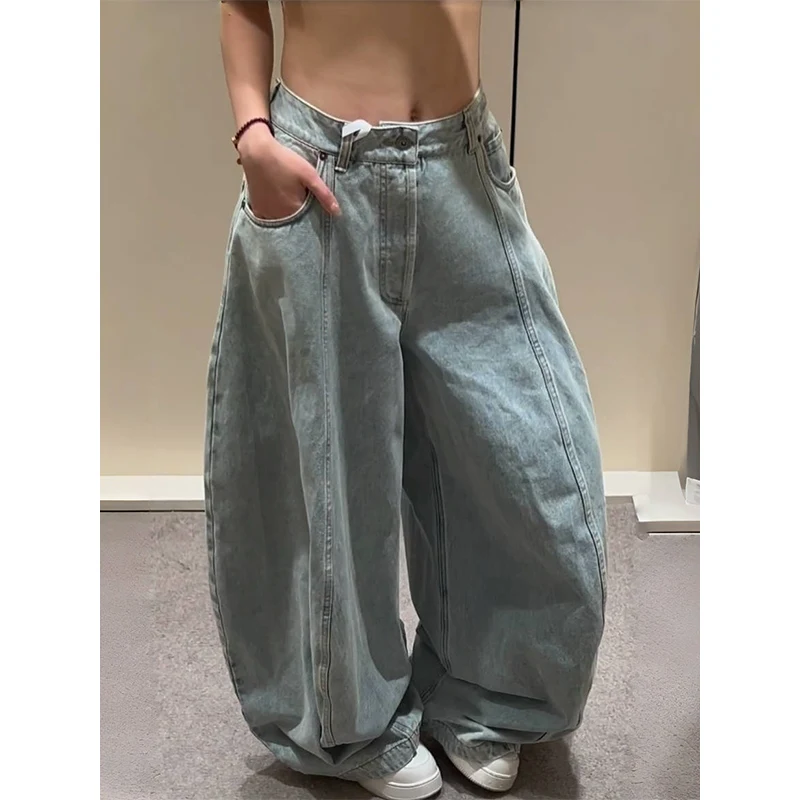 Женские синие джинсы в стиле хип-хоп, модная винтажная уличная одежда Y2K, широкие прямые джинсы, брюки с высокой талией, классические мешковатые джинсовые брюки
Женские синие джинсы в стиле хип-хоп, модная винтажная уличная одежда Y2K, широкие прямые джинсы, брюки с высокой талией, классические мешковатые джинсовые брюки