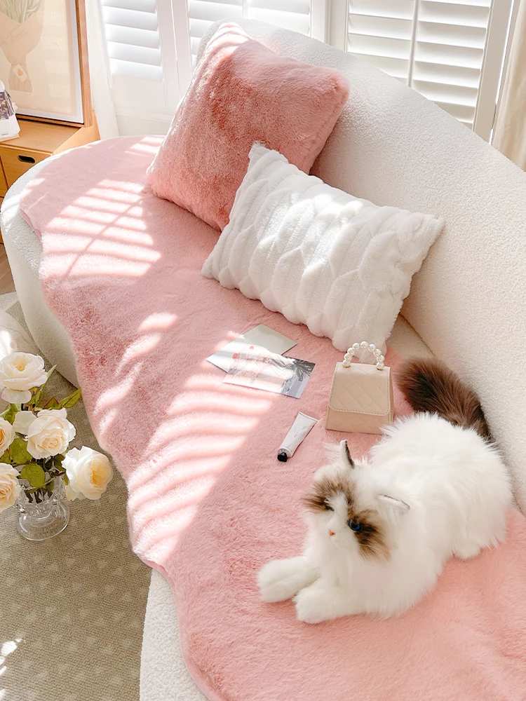 Ins Girl Heart Sofa Cushion Plush Velvet Anti-Slip Autumn Winter Sofa Cover Protector Warmth Storage Pocket Scratch Proof
Ins Girl Heart Sofa Cushion Plush Velvet Anti-Slip Autumn Winter Sofa Cover Protector Warmth Storage Pocket Scratch Proof