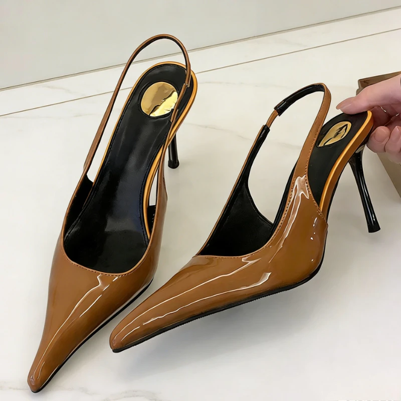 Designer Brown Patent Leather Slingback High Heels for Women Sexy Pointed Toe Heeled Sandal Elegant Banquet Stiletto Dress Pumps
Designer Brown Patent Leather Slingback High Heels for Women Sexy Pointed Toe Heeled Sandal Elegant Banquet Stiletto Dress Pumps