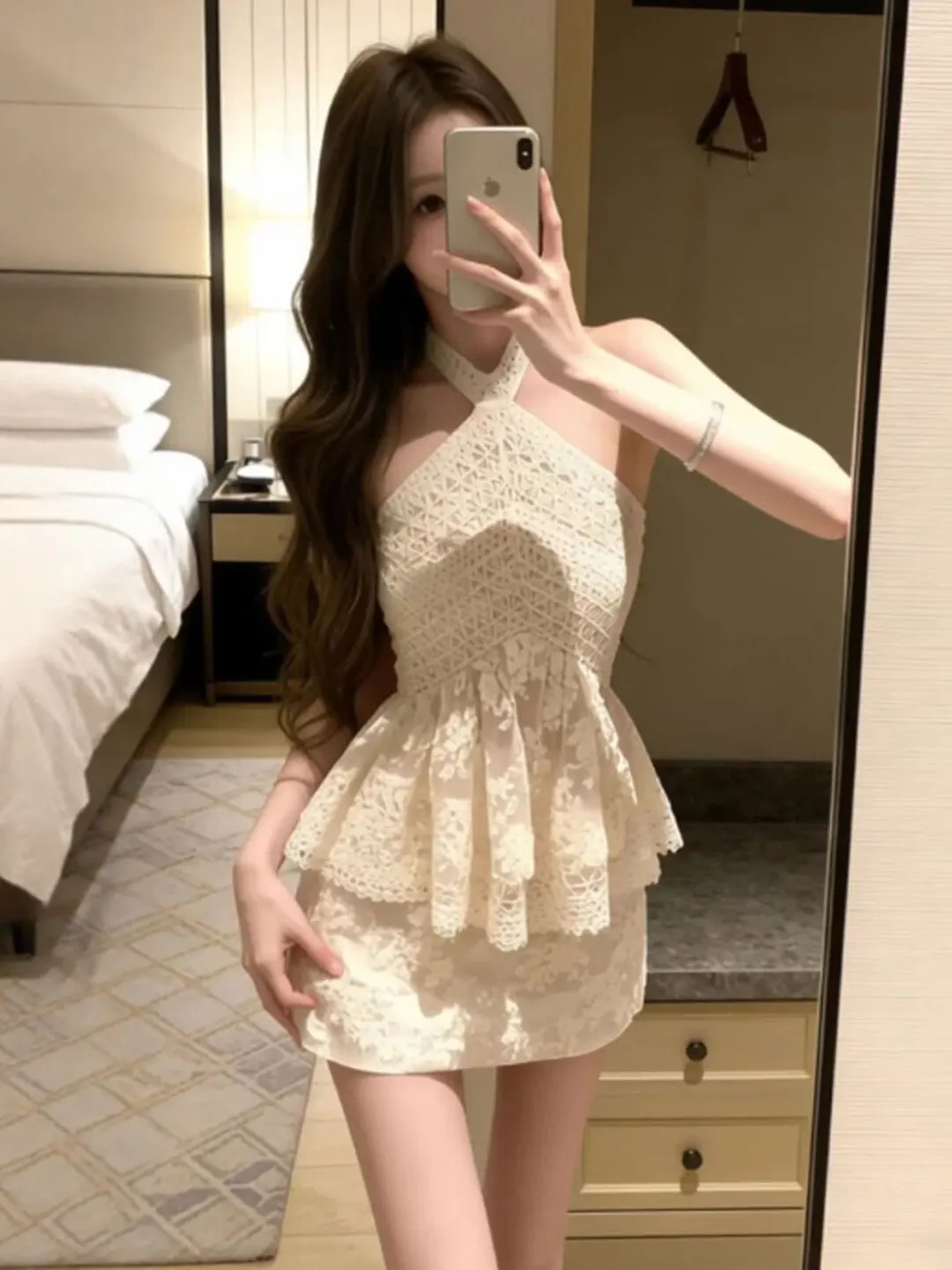 Gentle Wind Fashion Halter Neck Strap Bodycon Skirt Two Piece Set Complete OOTD Summer 2026 Women's Casual Wear
Gentle Wind Fashion Halter Neck Strap Bodycon Skirt Two Piece Set Complete OOTD Summer 2026 Women's Casual Wear