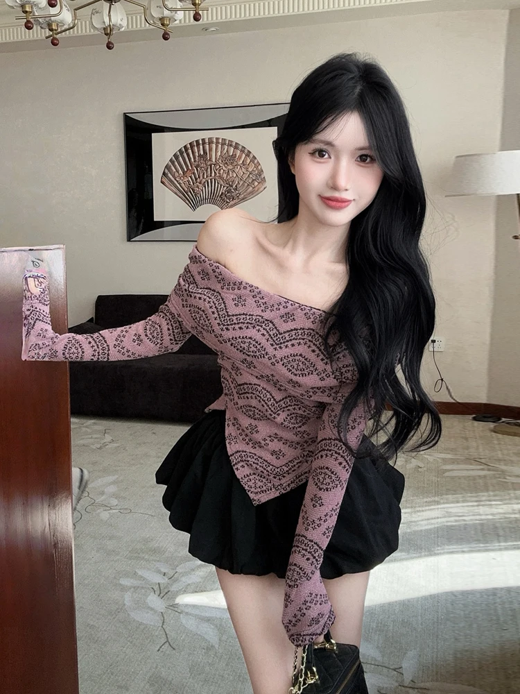 Early Spring Knitted Lace Embroidery One-Shoulder Floral Skirt Set Women's Fashion Slim Fit Long Sleeve T-Shirt Casual Wear
Early Spring Knitted Lace Embroidery One-Shoulder Floral Skirt Set Women's Fashion Slim Fit Long Sleeve T-Shirt Casual Wear