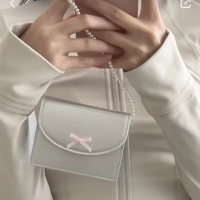 simple and portable compact solid color mini handbag, small square bag, crossbody bag for women
simple and portable compact solid color mini handbag, small square bag, crossbody bag for women
