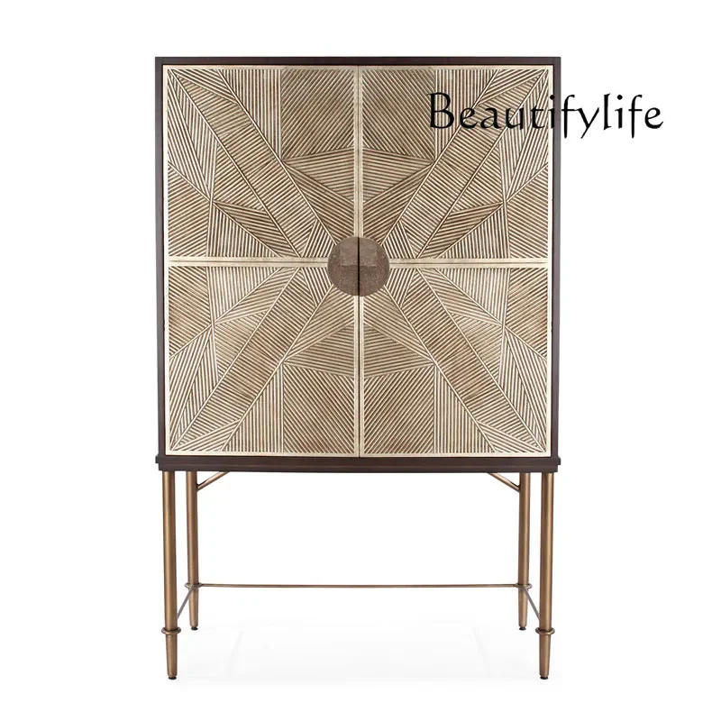 American light luxury dining side cabinet solid wood storage decoration wine cabinet designer style fashionable and simple
American light luxury dining side cabinet solid wood storage decoration wine cabinet designer style fashionable and simple
