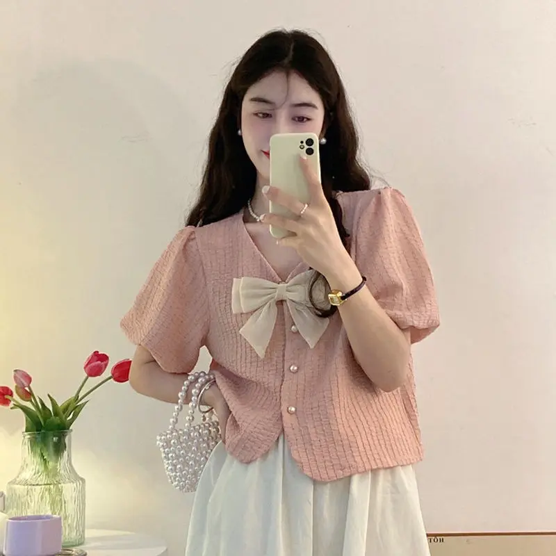 Bow Tie Shirt Women's Summer New Korean Style Gentle and Sweet Bubble Sleeve Short Chiffon Fashionable Top
Bow Tie Shirt Women's Summer New Korean Style Gentle and Sweet Bubble Sleeve Short Chiffon Fashionable Top