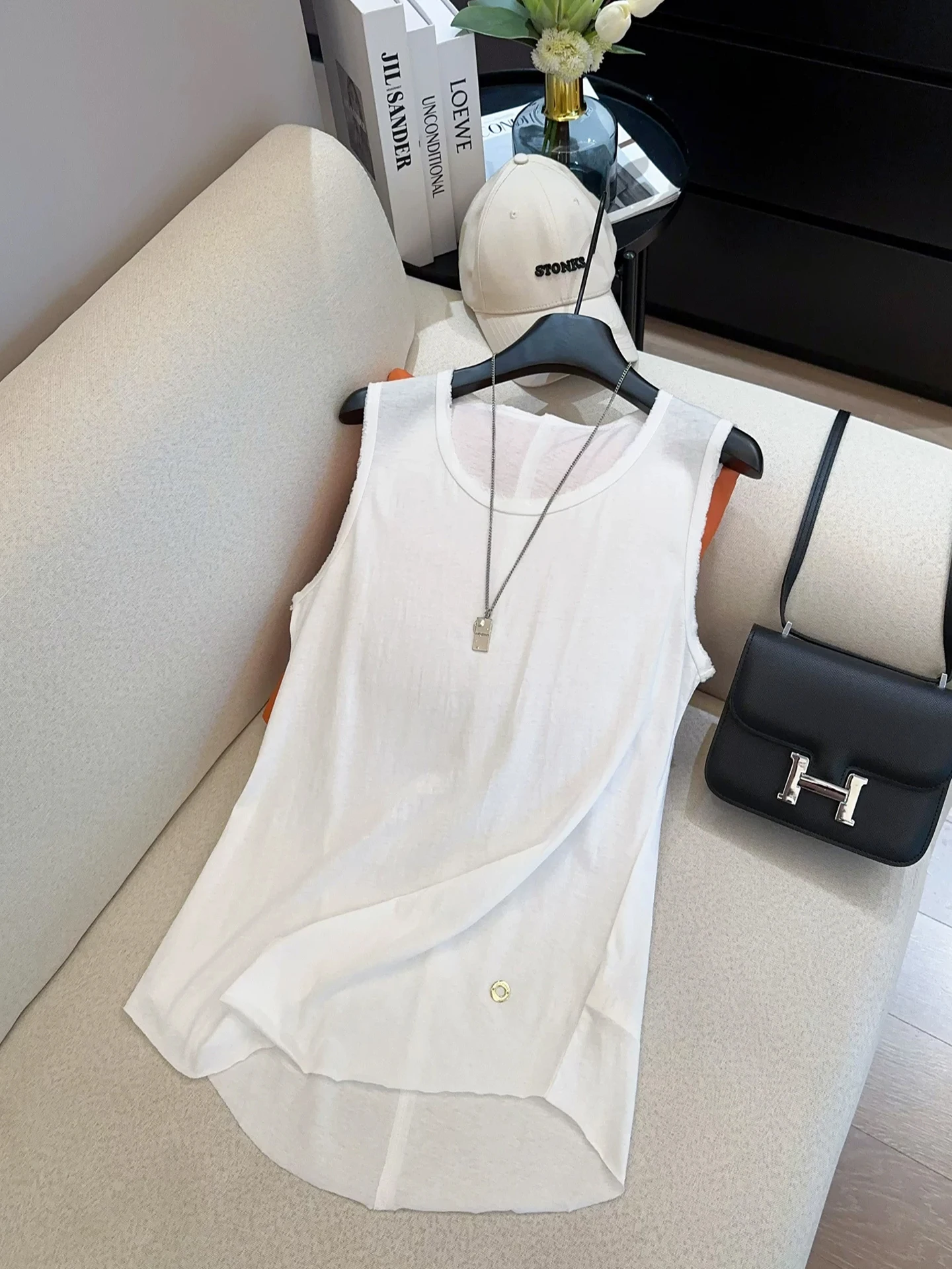 Fashionable LP Frayed Vest Women's Sleeveless Outerwear New Summer 2026 Breathable Cotton Casual Comfortable Top
Fashionable LP Frayed Vest Women's Sleeveless Outerwear New Summer 2026 Breathable Cotton Casual Comfortable Top