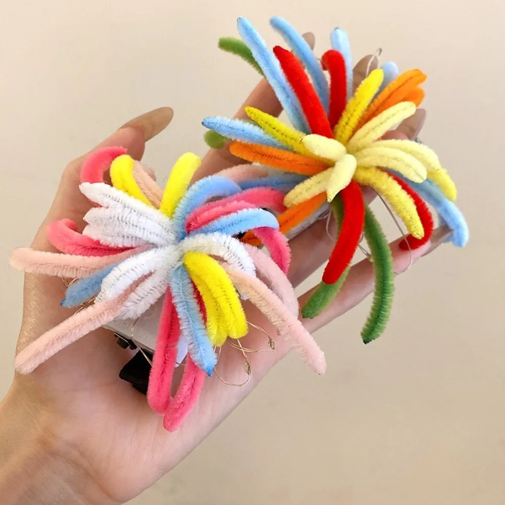 Twist Bar LED Glow Hairpin LED Glow Light Up Glow Duckbill Clips Flocking Colorful New Year Headdress Masquerade Party
Twist Bar LED Glow Hairpin LED Glow Light Up Glow Duckbill Clips Flocking Colorful New Year Headdress Masquerade Party