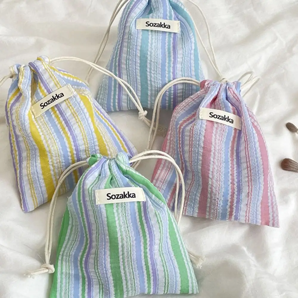 Cute Change Bag Stripe Drawstring Storage Bag Coin Purse Packing Bag Makeup Bag Handbag Card Holder Cosmetics Bag Travel
Cute Change Bag Stripe Drawstring Storage Bag Coin Purse Packing Bag Makeup Bag Handbag Card Holder Cosmetics Bag Travel