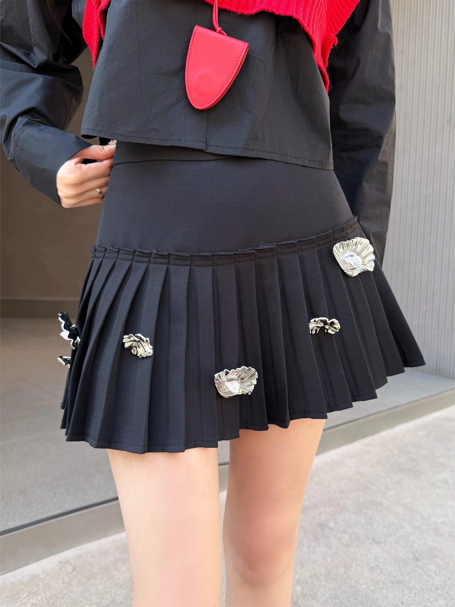 High Waist Skirt Metal Pattern 3D Design Ladies First Korean Sle Polyester Fiber Commute ort Skirt L2999
High Waist Skirt Metal Pattern 3D Design Ladies First Korean Sle Polyester Fiber Commute ort Skirt L2999