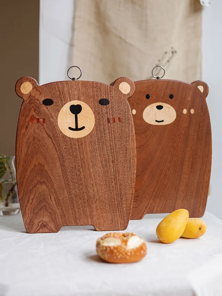Children's Real Wood Cutting Board Bear Design Sandalwood Butcher Block Kitchen Cooking Utensils Irregular Shape from China
Children's Real Wood Cutting Board Bear Design Sandalwood Butcher Block Kitchen Cooking Utensils Irregular Shape from China