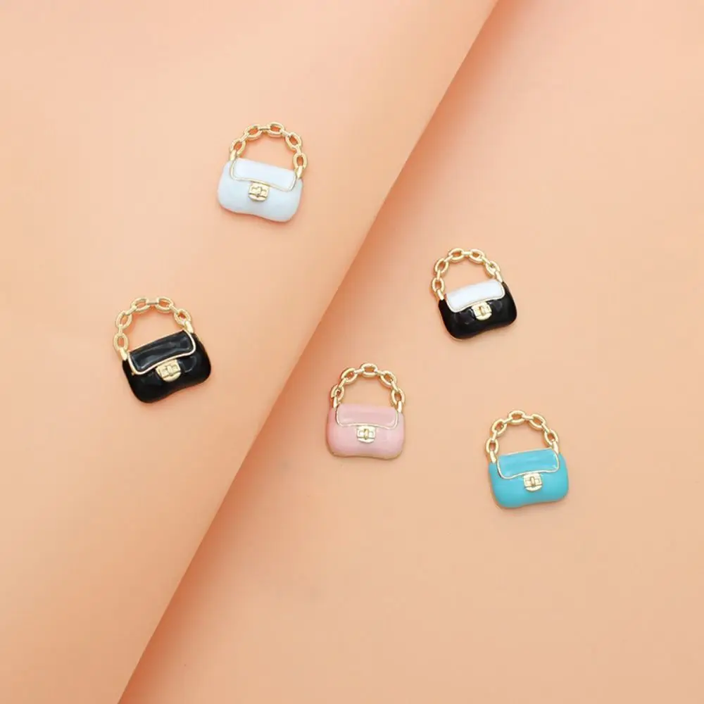 DIY Toy Dollhouse Miniature Metal Handbag Fashion Cute Doll Miniature Bag Black/White Decoration Dollhouse Mini Metal Chain Bag
DIY Toy Dollhouse Miniature Metal Handbag Fashion Cute Doll Miniature Bag Black/White Decoration Dollhouse Mini Metal Chain Bag