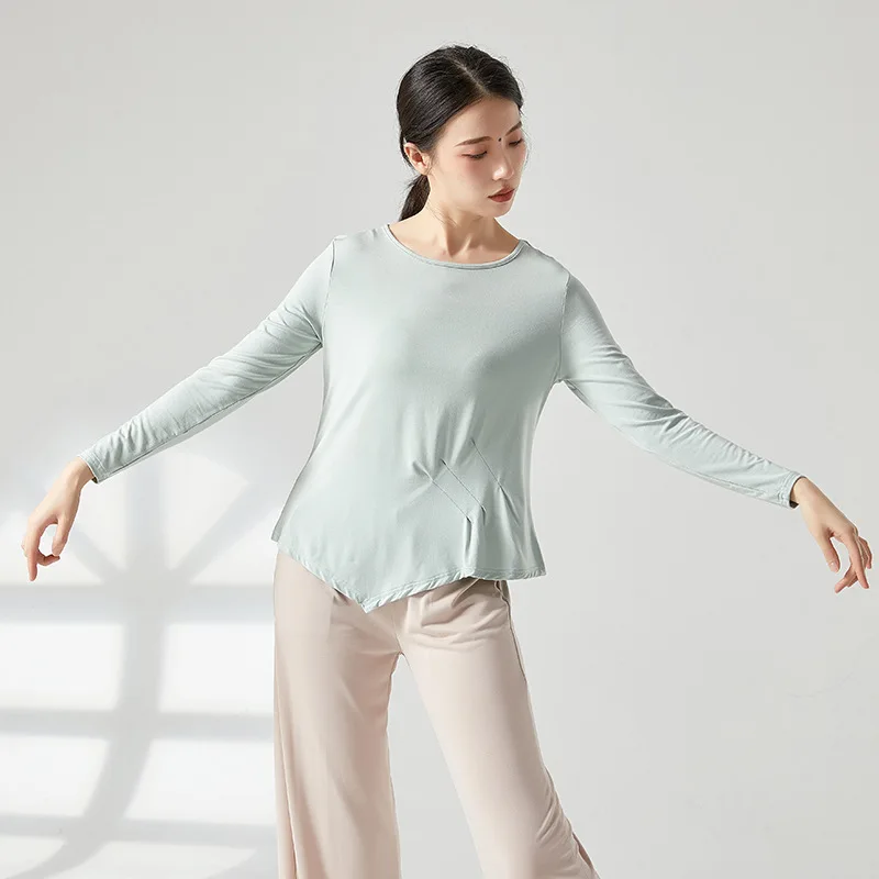 customized classical jazz yoga ballet dance performance outfit practice outfit women's top loose fitting body training outfit
customized classical jazz yoga ballet dance performance outfit practice outfit women's top loose fitting body training outfit