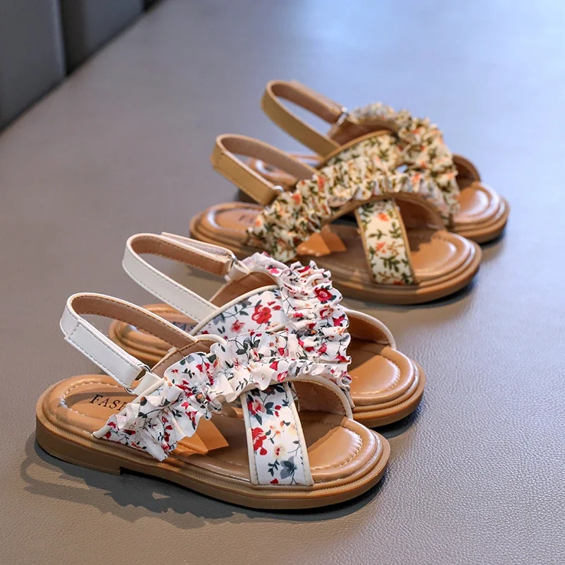 Children's Sandals Sweet Flower Pleated Girls Summer Shoes Princess Chic Versatile Cross-tied Kids Fashion Open-toe Flat Sandals
Children's Sandals Sweet Flower Pleated Girls Summer Shoes Princess Chic Versatile Cross-tied Kids Fashion Open-toe Flat Sandals
