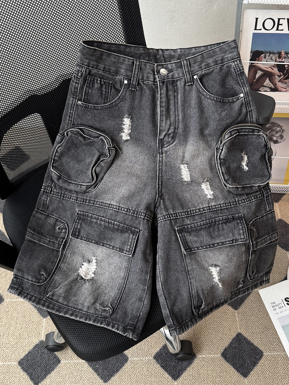 Heavy Duty Multi Pocket Workwear Denim Shorts Loose Straight Leg Five Inch Pants Washed out Vintage Style Summer Mens Jeans
Heavy Duty Multi Pocket Workwear Denim Shorts Loose Straight Leg Five Inch Pants Washed out Vintage Style Summer Mens Jeans