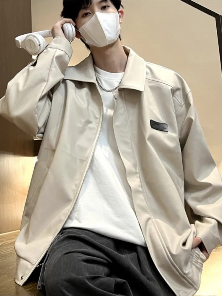 Appliques PU leather jacket men's spring autumn loose lapel Moto Biker leather jacket retro Solid Oversize Coat Man Outwear
Appliques PU leather jacket men's spring autumn loose lapel Moto Biker leather jacket retro Solid Oversize Coat Man Outwear