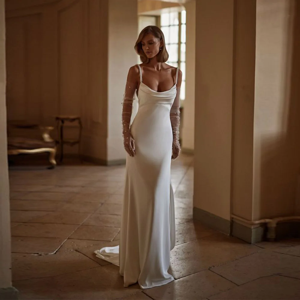 Customized Elegant Satin Mermaid Wedding Dress Sexy Spaghetti Straps Backless Pleate Pearls Bridal Growns Sweep Train 2025
Customized Elegant Satin Mermaid Wedding Dress Sexy Spaghetti Straps Backless Pleate Pearls Bridal Growns Sweep Train 2025