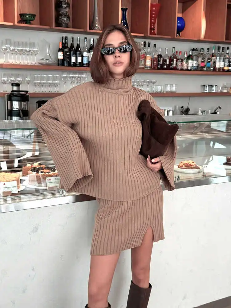 British Style Sweater Set For Women'S Autumn And Winter Atmosphere Sweater Paired With Split Half Skirt Two-Piece Set
British Style Sweater Set For Women'S Autumn And Winter Atmosphere Sweater Paired With Split Half Skirt Two-Piece Set