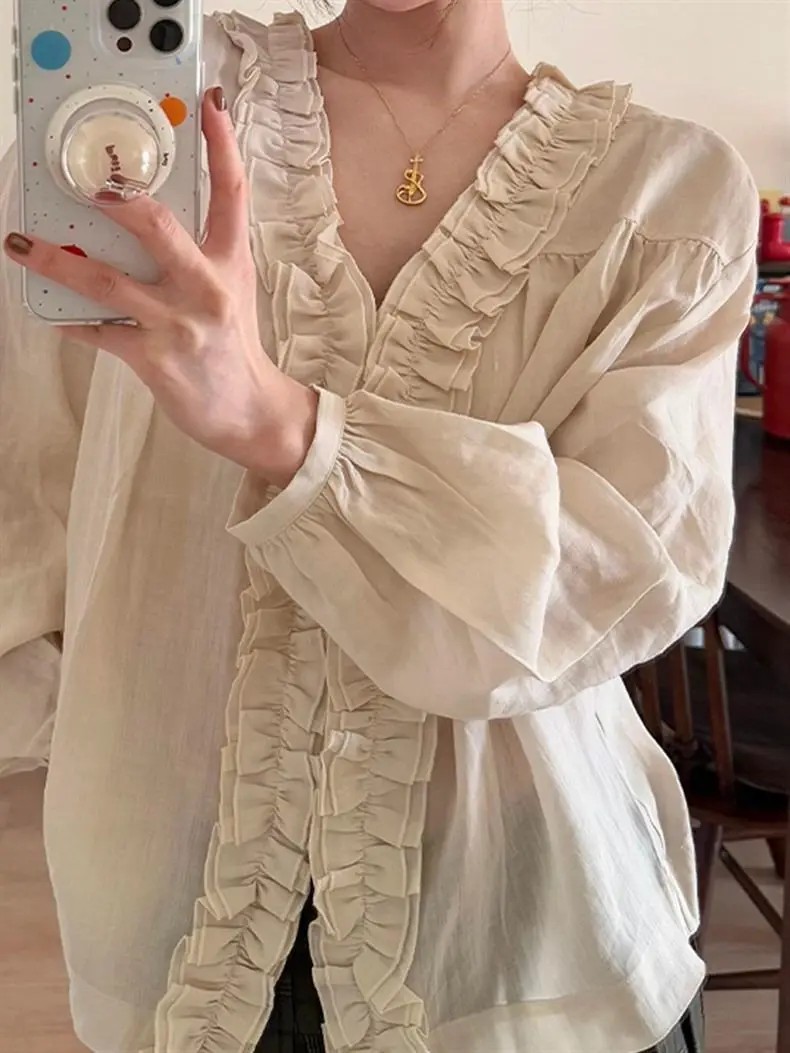 2026 Summer New Unique Design Beige V-neck Shirt Top Women
2026 Summer New Unique Design Beige V-neck Shirt Top Women