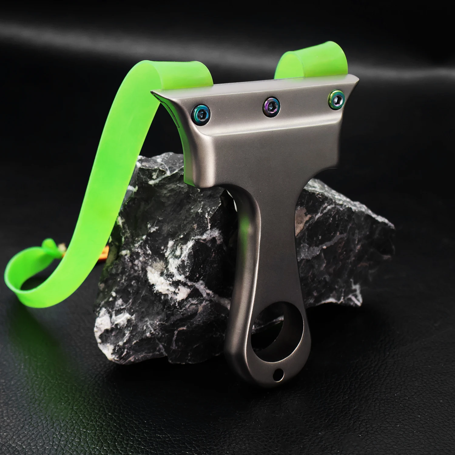 One-piece Flat-top Slingshot All-metal Stainless Steel Professional-grade Shooting Slingshot For Advanced Shooters To Practice 
One-piece Flat-top Slingshot All-metal Stainless Steel Professional-grade Shooting Slingshot For Advanced Shooters To Practice