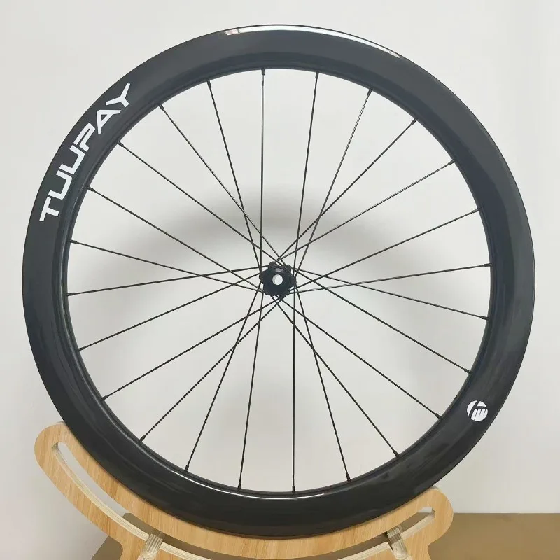 700c Carbon Disc Brake Wheelset Lightweight For Road Bike Carbon Fiber Clincher Tubeless Ready Bicycle Wheel Cycling Parts
700c Carbon Disc Brake Wheelset Lightweight For Road Bike Carbon Fiber Clincher Tubeless Ready Bicycle Wheel Cycling Parts