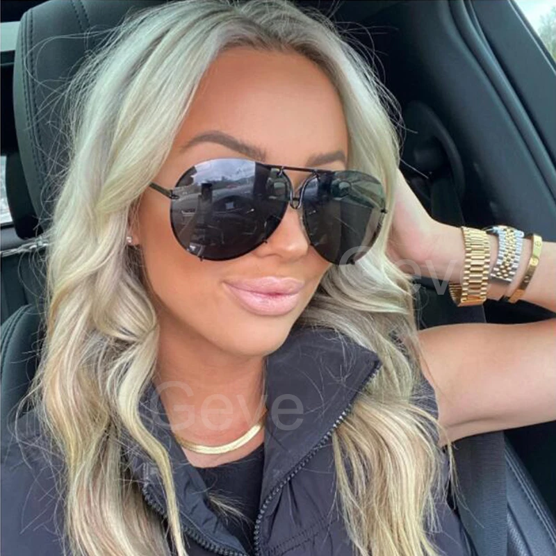 Classic Brand Pilot Sunglasses Female Fashion Oversized Silver Mirror Sun Glasses Shades for Women Black Metal Driver Eyewear
Classic Brand Pilot Sunglasses Female Fashion Oversized Silver Mirror Sun Glasses Shades for Women Black Metal Driver Eyewear