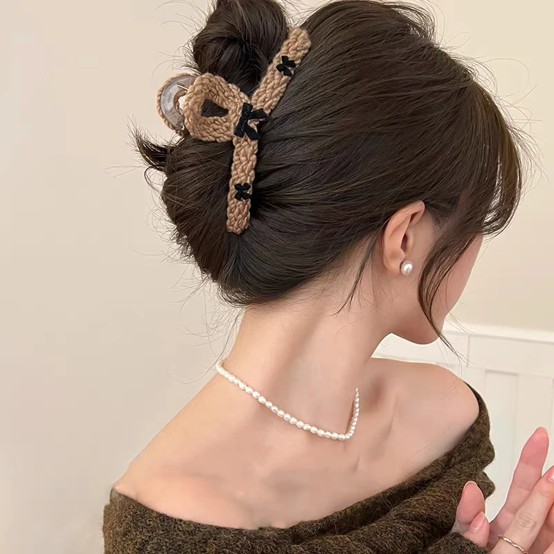 Large Bow Hair Claw Shark Clip Simple Barrettes Crab Hair Clips For Women Hairgrips Autumn Winter Hair Accessories
Large Bow Hair Claw Shark Clip Simple Barrettes Crab Hair Clips For Women Hairgrips Autumn Winter Hair Accessories