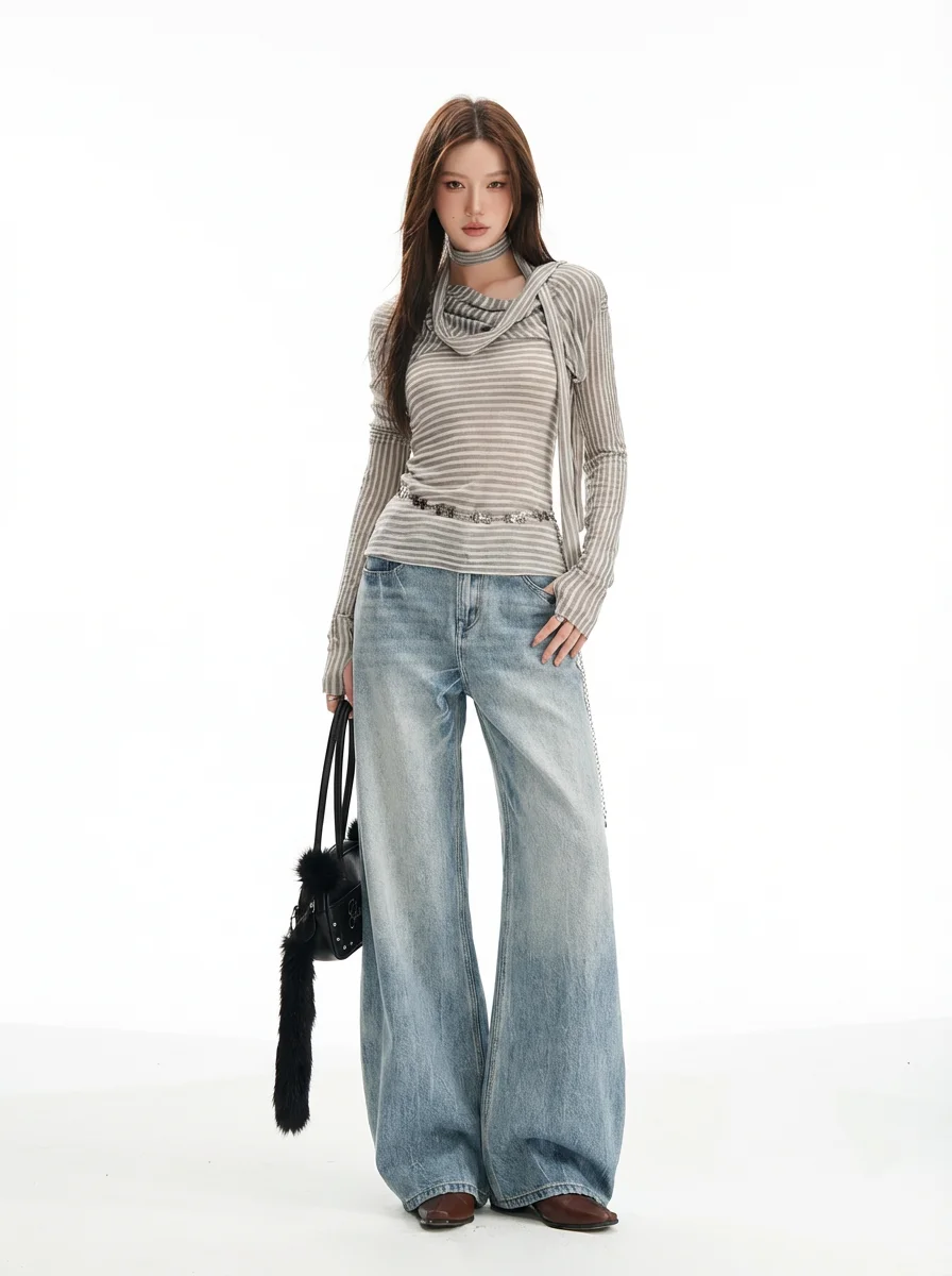 Women's Heavy Washed Cutlass Non-Stretch Low Rise Loose Wide Leg Jeans
Women's Heavy Washed Cutlass Non-Stretch Low Rise Loose Wide Leg Jeans