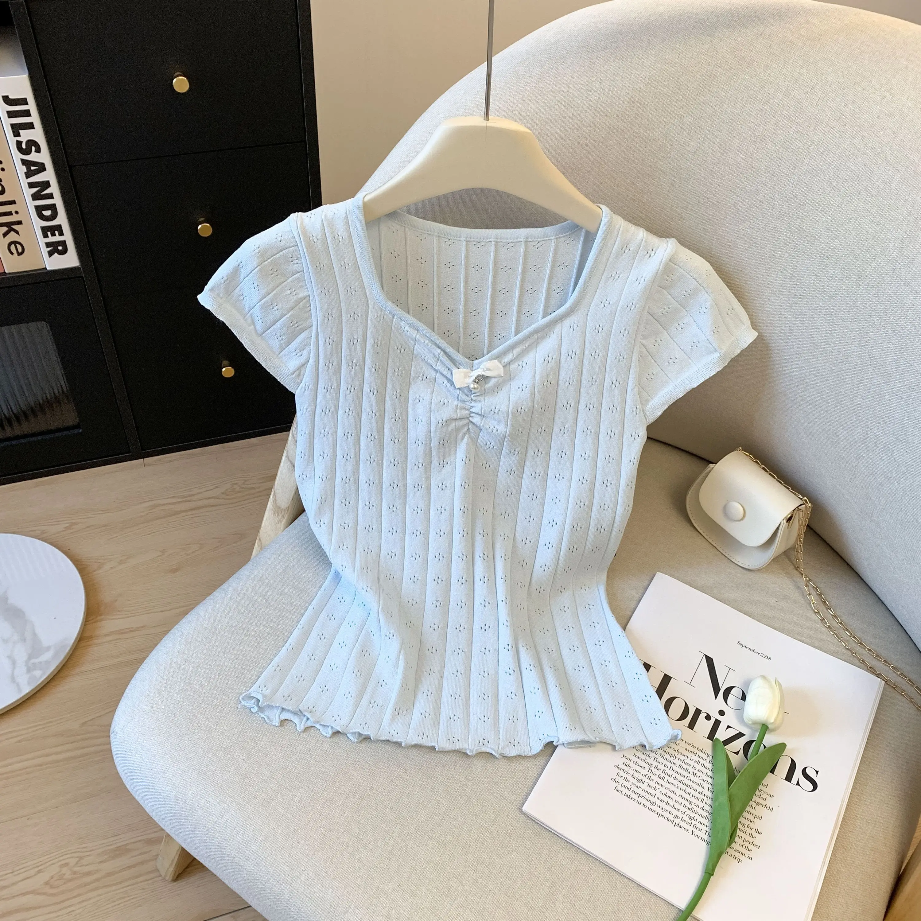 Sweet Short Sleeve Knitted T-Shirt Women's Style Commute Korean Version Slim Fit Knot V-neck Summer New Arrival
Sweet Short Sleeve Knitted T-Shirt Women's Style Commute Korean Version Slim Fit Knot V-neck Summer New Arrival
