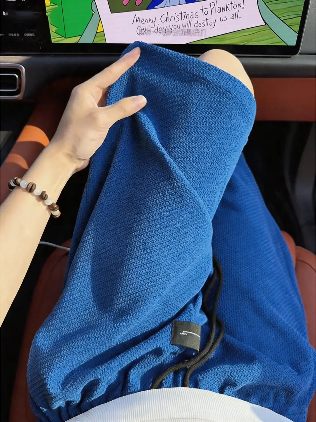 Klein Blue Dragon Scale Honeycomb Shorts Summer Thin Breathable Ice Silk Five-Quarter Pants Vacation Beachwear Loose Fit mid ...
Klein Blue Dragon Scale Honeycomb Shorts Summer Thin Breathable Ice Silk Five-Quarter Pants Vacation Beachwear Loose Fit mid ...