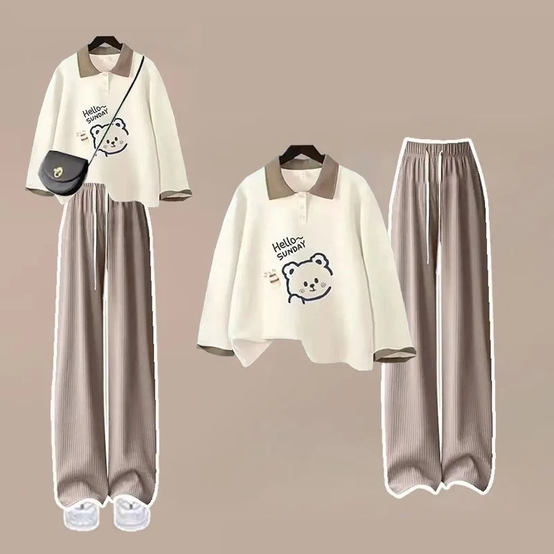 2025 Girls' Spring New Cartoon Tracksuit Matching Set Women Elegant POLO Loose Hoodie Top+Casual Wide Leg Pants Two Piece Suit
2025 Girls' Spring New Cartoon Tracksuit Matching Set Women Elegant POLO Loose Hoodie Top+Casual Wide Leg Pants Two Piece Suit