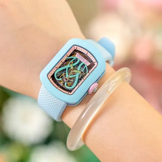 CRONUSART Women Automatic Watch 29mm Tonneau Ladies Mechanical Wristwatch Carbon Steel Case Sapphire Luminous Skeleton Dial
CRONUSART Women Automatic Watch 29mm Tonneau Ladies Mechanical Wristwatch Carbon Steel Case Sapphire Luminous Skeleton Dial