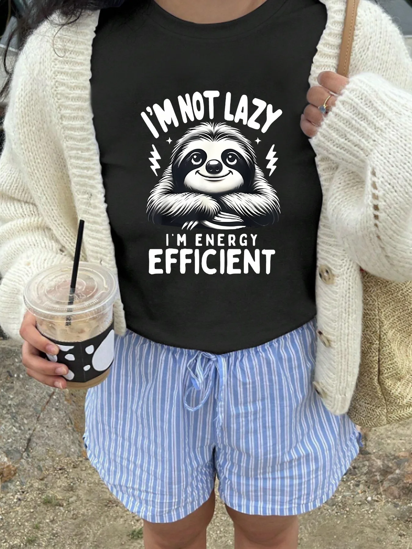 Sloth Plus size women's round neck short sleeve T-shirt with elastic half sleeves and trendy prints 
Sloth Plus size women's round neck short sleeve T-shirt with elastic half sleeves and trendy prints