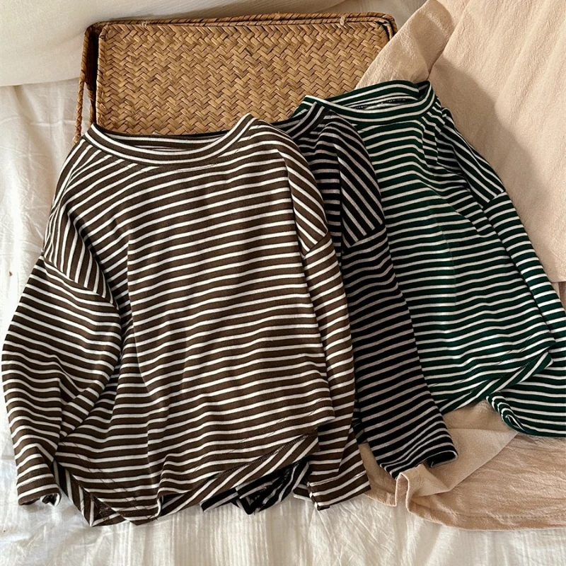 Children's spring striped long sleeved base shirt, baby irregular round neck top, T-shirt inner layer
Children's spring striped long sleeved base shirt, baby irregular round neck top, T-shirt inner layer