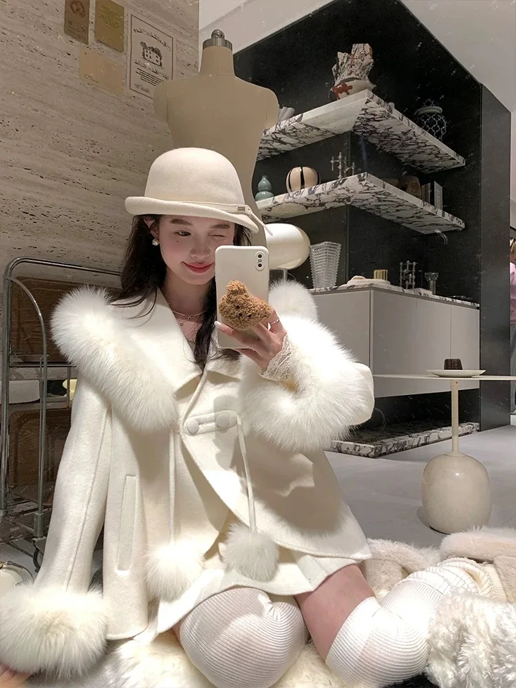 Double-sided Woolen Coat 2024 Autumn and Winter New Style Fox Fur Collar High-end Advanced Temperature Coat for Women
Double-sided Woolen Coat 2024 Autumn and Winter New Style Fox Fur Collar High-end Advanced Temperature Coat for Women
