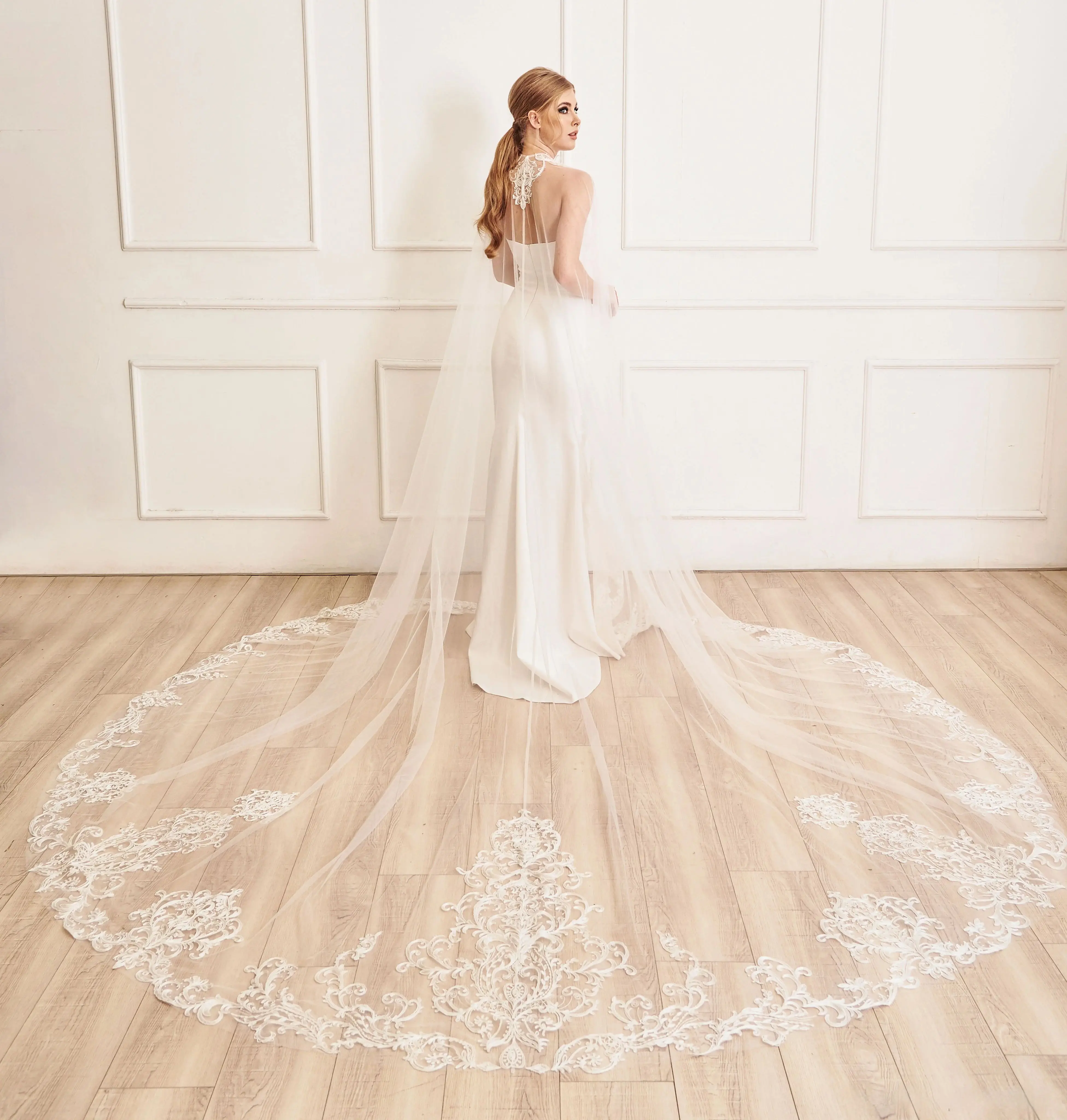 Customized Lace Wedding Capes with Ribbon Appliques Cathedral Bride Coat Bridal Cloak Women Formal Party Accessory Shawl Wrap
Customized Lace Wedding Capes with Ribbon Appliques Cathedral Bride Coat Bridal Cloak Women Formal Party Accessory Shawl Wrap