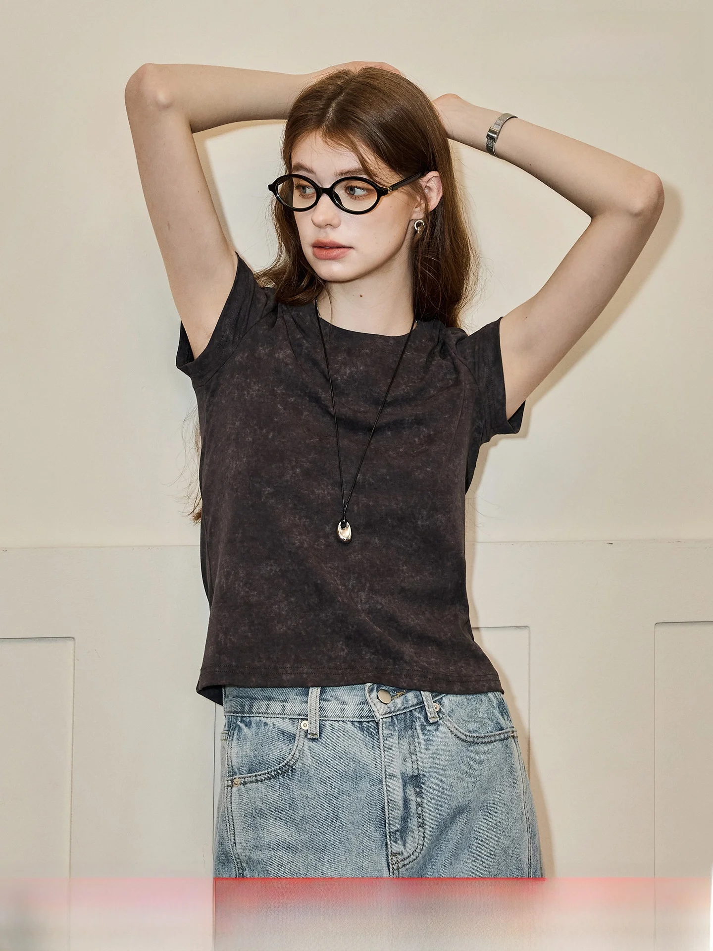Deep Grey Distressed Tie Dye Slim Fit Short Sleeve T Shirt Commute Style Summer Basic Cotton Knitted Casual Top for Women
Deep Grey Distressed Tie Dye Slim Fit Short Sleeve T Shirt Commute Style Summer Basic Cotton Knitted Casual Top for Women