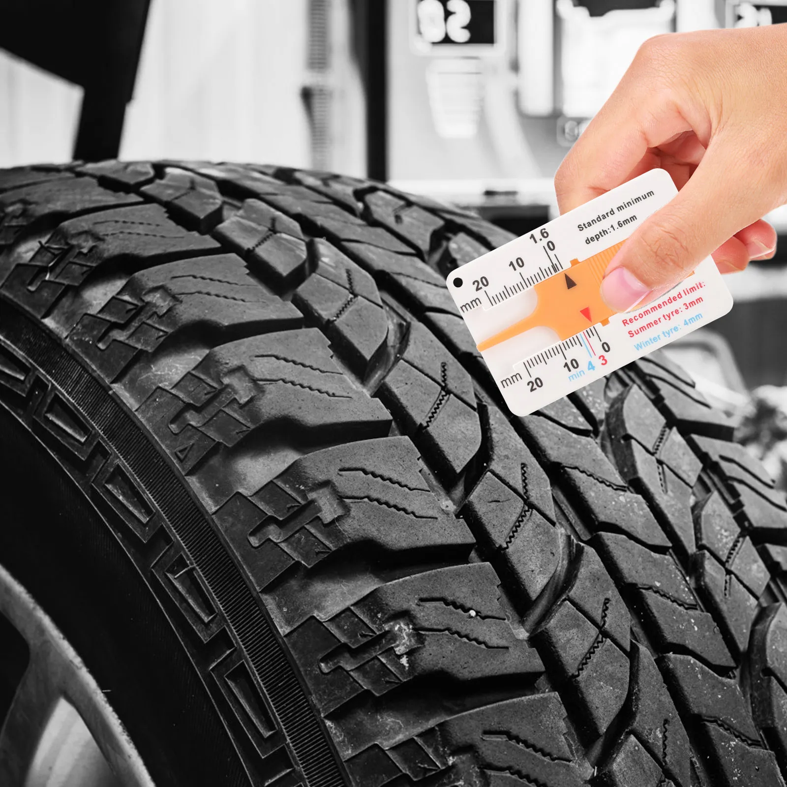 5Pcs Tire Tread Depth Gauge Tool with Caliper Function Portable Automotive Measurement Tool for Car Tire Safety Maintenance
5Pcs Tire Tread Depth Gauge Tool with Caliper Function Portable Automotive Measurement Tool for Car Tire Safety Maintenance
