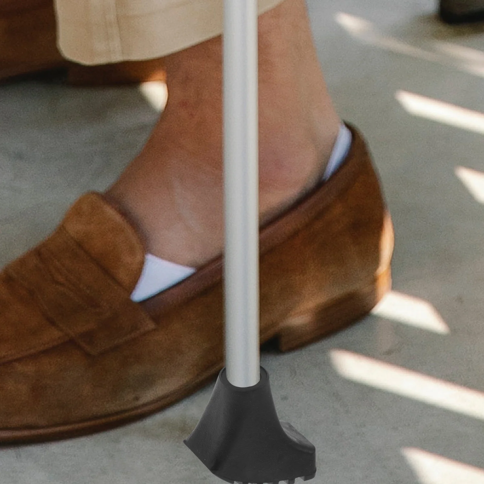 4Pcs Heavy-Duty Rubber Tips for Trekking Poles Anti-Skid Cane Foot Covers Replacement Walking Stick Ends for Outdoor Hiking Gear
4Pcs Heavy-Duty Rubber Tips for Trekking Poles Anti-Skid Cane Foot Covers Replacement Walking Stick Ends for Outdoor Hiking Gear