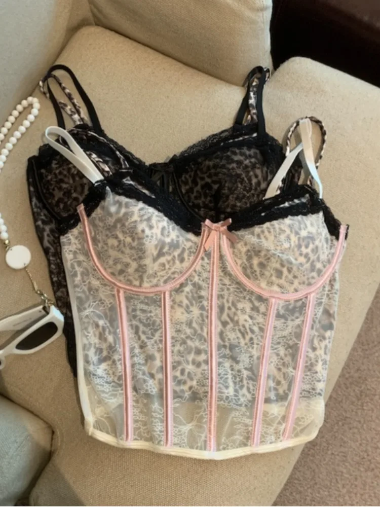 Summer Hot Girl Dopaamine Style Leopard Print Lace Crop Top Women's 2026 New Innerwear Outerwear Short Shirt V-neck Sleeveless
Summer Hot Girl Dopaamine Style Leopard Print Lace Crop Top Women's 2026 New Innerwear Outerwear Short Shirt V-neck Sleeveless