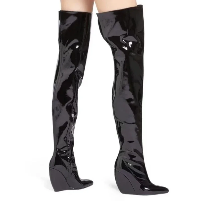 Женские брендовые Сапоги выше колена, черные или белые сапоги на каблуке, в европейском и американском стиле, размеры 34-43
Женские брендовые Сапоги выше колена, черные или белые сапоги на каблуке, в европейском и американском стиле, размеры 34-43