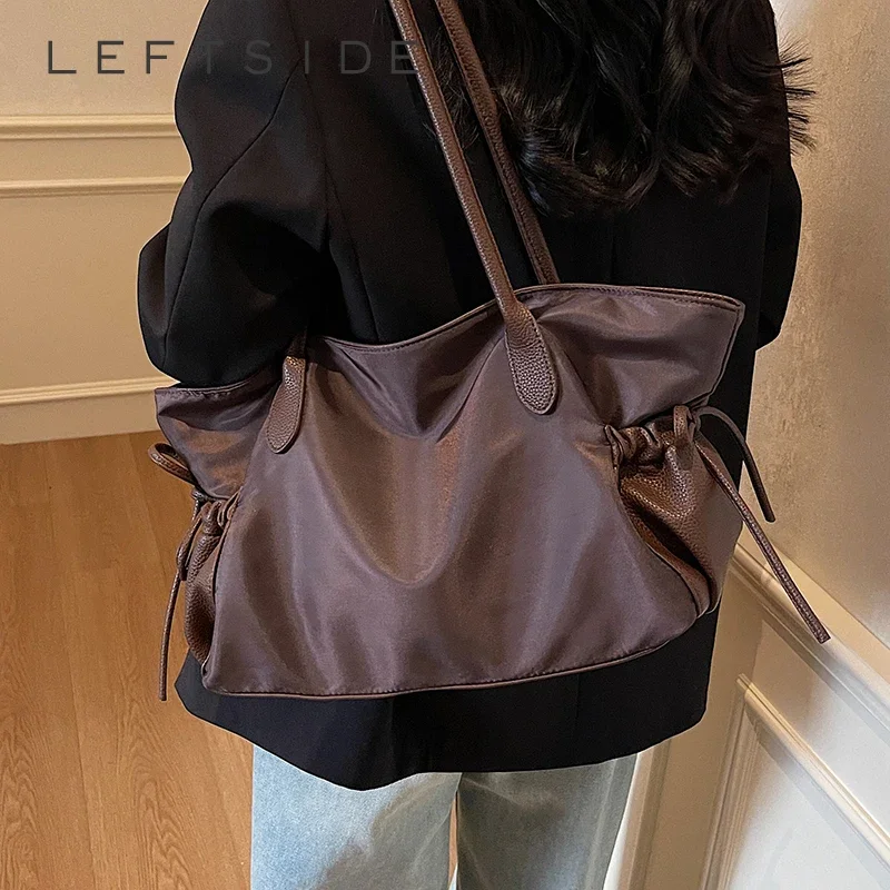 LEFTSIDE Trendy Women's Big Soft Cloth Shoulder Bag Solid Color 2025 Spring Y2k Casual Simple Handbags Shopper Shopping Bags
LEFTSIDE Trendy Women's Big Soft Cloth Shoulder Bag Solid Color 2025 Spring Y2k Casual Simple Handbags Shopper Shopping Bags