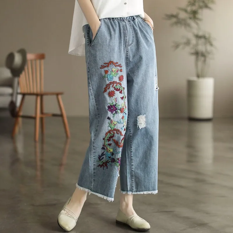 2026 Summer Women's Cotton Wide Leg Cropped Pants Vintage Embroidered Denim Trousers Loose Straight Jeans Frayed Hem
2026 Summer Women's Cotton Wide Leg Cropped Pants Vintage Embroidered Denim Trousers Loose Straight Jeans Frayed Hem