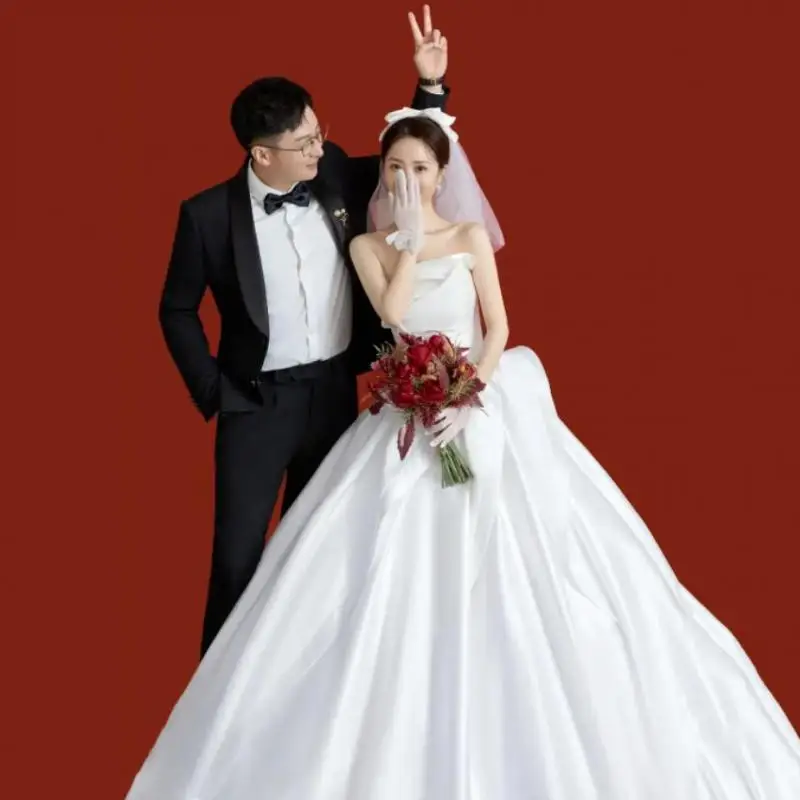 Satin Ball Gown Wedding Dresses Classic Sexy Strapless Floor-length Bridal Dress New Elegant Simple Vestidos De Novia Customized
Satin Ball Gown Wedding Dresses Classic Sexy Strapless Floor-length Bridal Dress New Elegant Simple Vestidos De Novia Customized