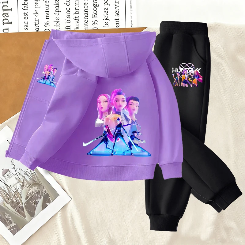 Детская одежда KPop Demon Hunters, комплект пальто с капюшоном для девочек, повседневные толстовки на молнии с длинными рукавами, топы, детский повседневный спортивный костюм
Детская одежда KPop Demon Hunters, комплект пальто с капюшоном для девочек, повседневные толстовки на молнии с длинными рукавами, топы, детский повседневный спортивный костюм