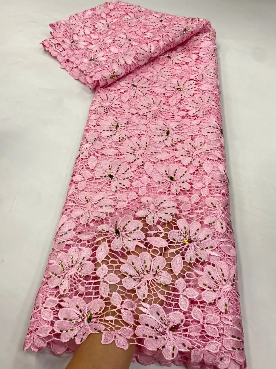 Latest Purple African Stones Lace Fabric 2025 High Quality Lace Embroidery Tulle Mesh Fabric 5 Yards For Women Wedding Dr H198-1
Latest Purple African Stones Lace Fabric 2025 High Quality Lace Embroidery Tulle Mesh Fabric 5 Yards For Women Wedding Dr H198-1