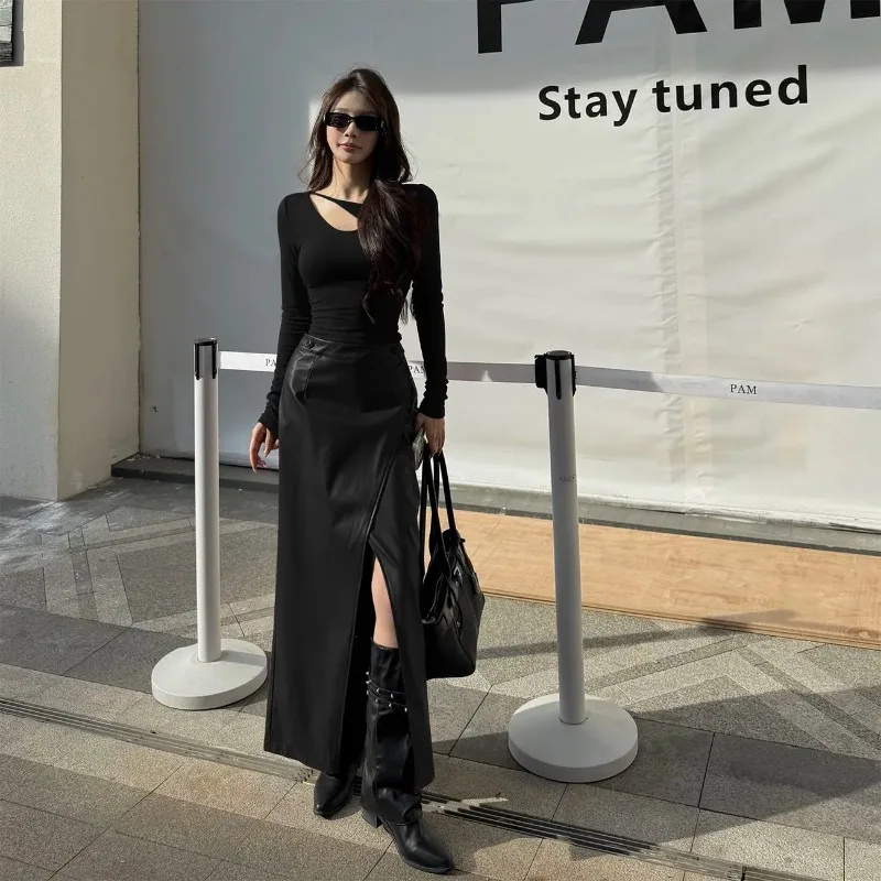 Women Hollow Out Collar Long Sleeve Top High Slit Wrap Leather Maxi Skirt Two Piece Outfit
Women Hollow Out Collar Long Sleeve Top High Slit Wrap Leather Maxi Skirt Two Piece Outfit