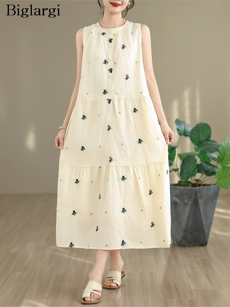 Oversized Summer Sleeveless Dress Women Flower Floral Embroidery Fashion Ruffle Pleated Ladies Dresses Loose A-Line Woman Dress
Oversized Summer Sleeveless Dress Women Flower Floral Embroidery Fashion Ruffle Pleated Ladies Dresses Loose A-Line Woman Dress