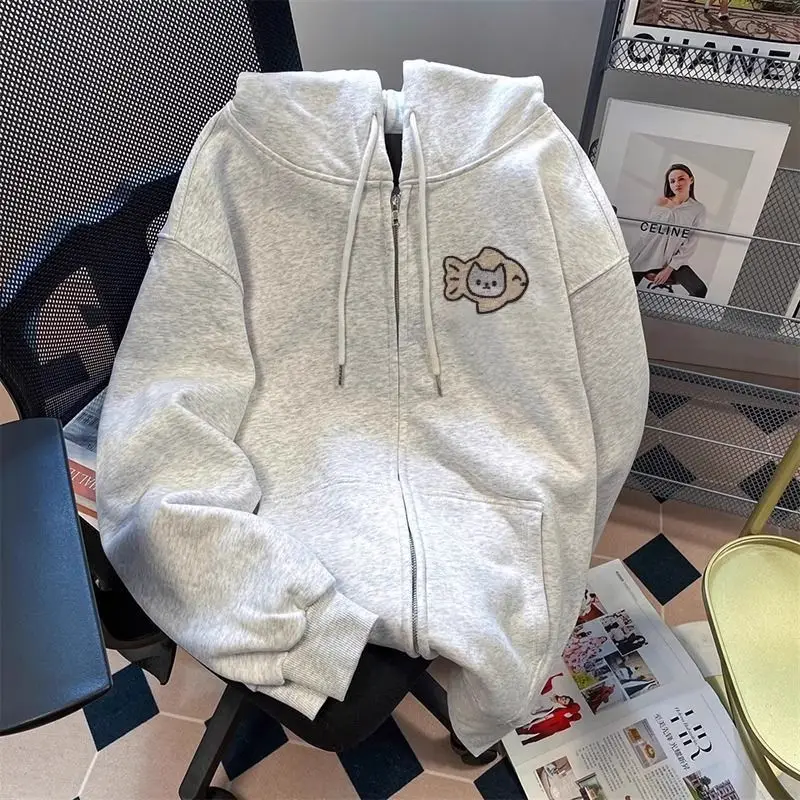 Japanese Vintage Cat Print Women Hooded Sudaderas Mujer Zipper Coats Cartoon Kawaii Sweatshirts Y2k Preppy Style Chic
Japanese Vintage Cat Print Women Hooded Sudaderas Mujer Zipper Coats Cartoon Kawaii Sweatshirts Y2k Preppy Style Chic