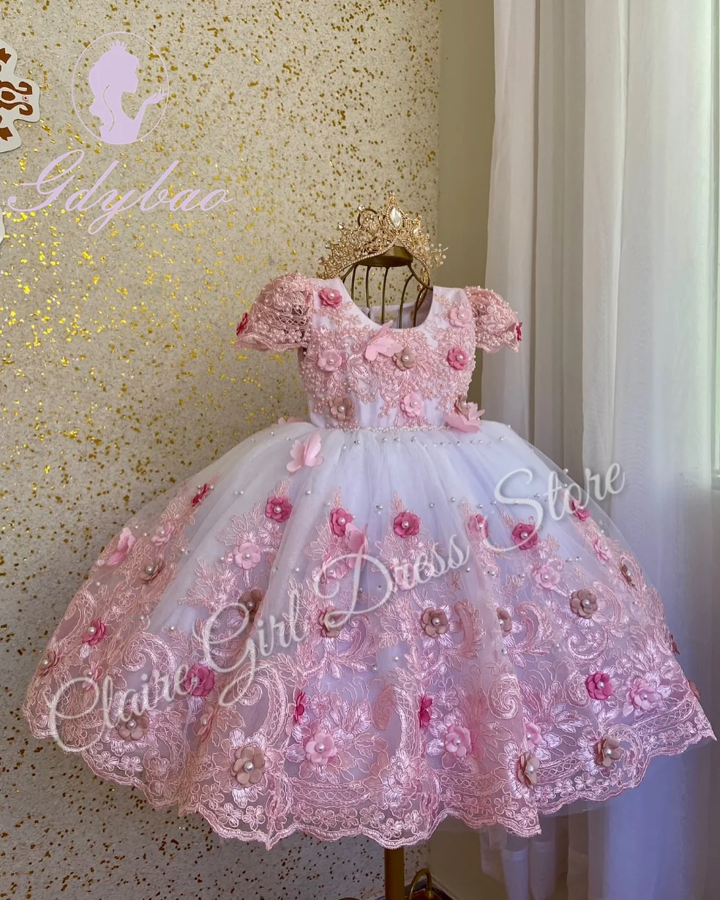 Customized Pink Flower Girl Dresses For Wedding Appliques Pearls Floor Length Kids Birthday Party First Communion Ball Gown
Customized Pink Flower Girl Dresses For Wedding Appliques Pearls Floor Length Kids Birthday Party First Communion Ball Gown