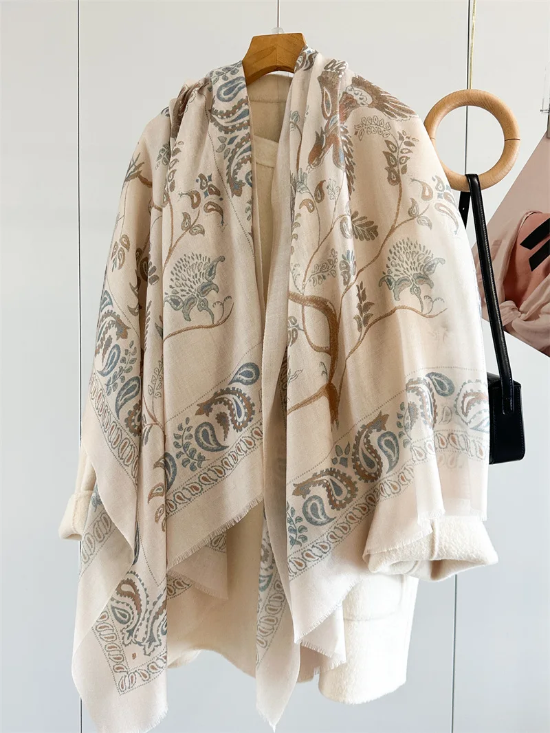 Long Tassels Cashmere Luxury Designers Brands Shawls Women Large Neck Accessories Lover Gift 200CM 100CM
Long Tassels Cashmere Luxury Designers Brands Shawls Women Large Neck Accessories Lover Gift 200CM 100CM